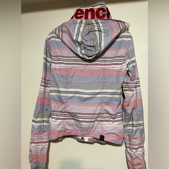 Bench Jacket - Picture 2 of 3